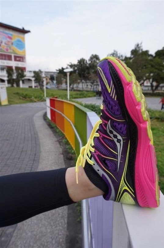 [跑鞋測試] 人鞋合一的體驗 Saucony TRIUMPH ISO