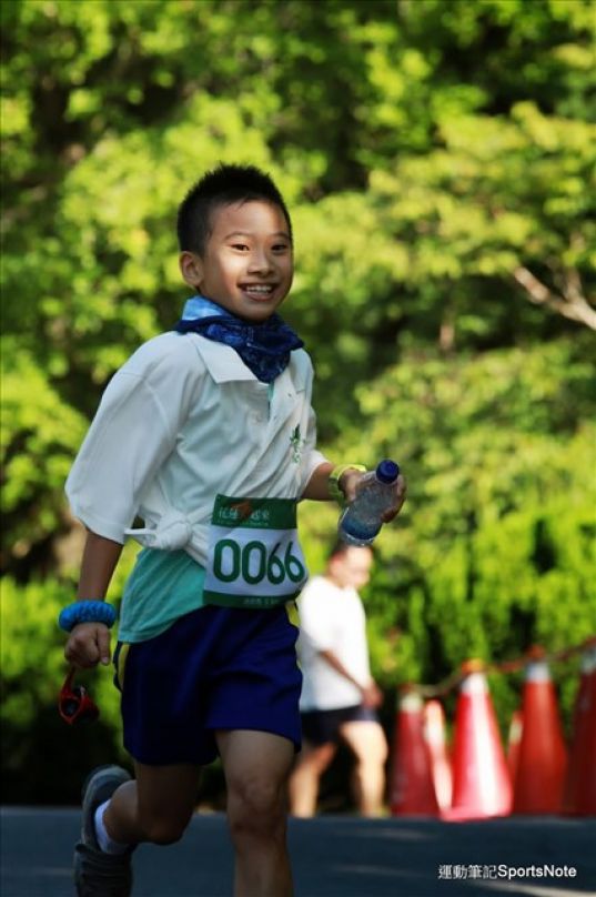 選我選我！孩童跑步兩三事