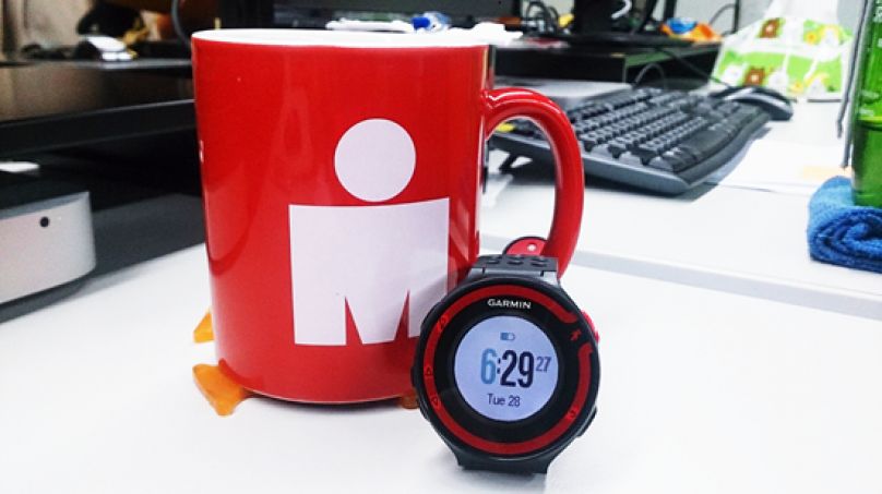 Garmin Forerunner 220 一錶掌握訓練狀況