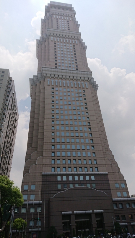 【賽事】高雄 50 層世貿大樓首度舉辦登高賽 號召民眾、癌友響應