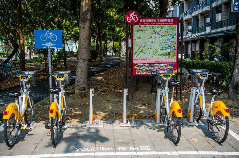 嘉義市「環市自行車道」可搭配YouBike2.0公共自行車租賃系統。圖／嘉義市政府提供
