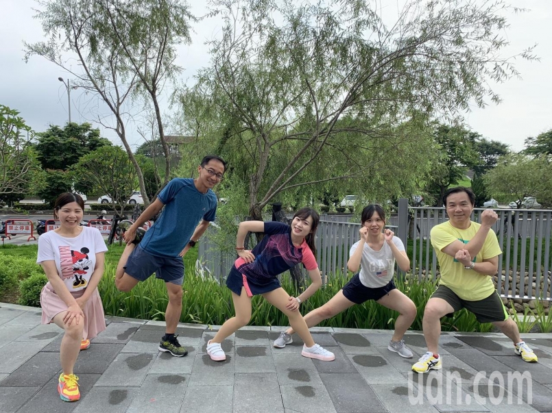 【新聞】馬拉松遇跑者昏倒 心臟科醫師立馬停下來救人