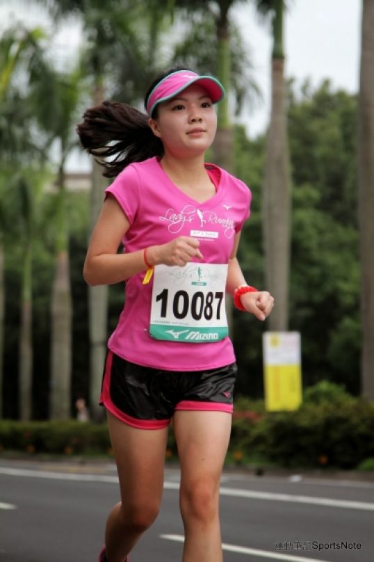 [女生爱跑步] 警界之花谢伯韶 解惑你对跑步的6大疑问