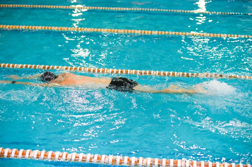 課程 8 週游泳課表強化讓跑者進化成兩棲動物 運動筆記