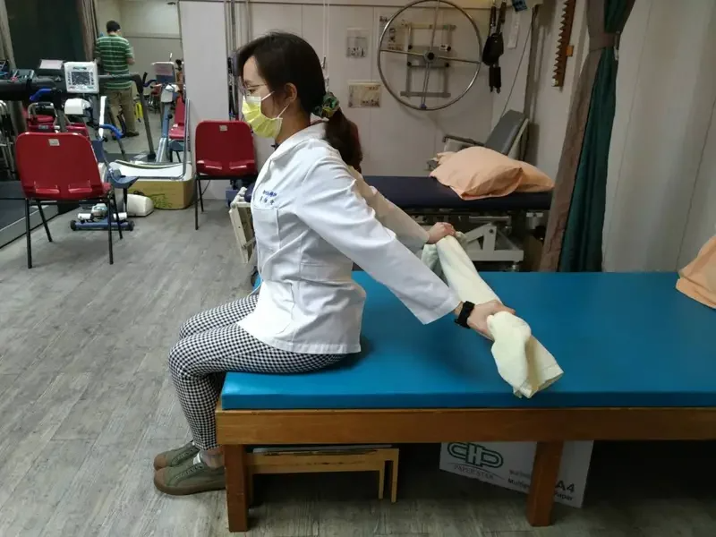 【健康】睡前毛巾操 好眠到天亮