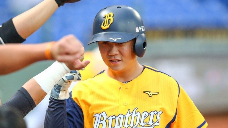 江坤宇逆轉安打。 中華職棒聯盟 江坤宇逆轉安打。 中華職棒聯盟