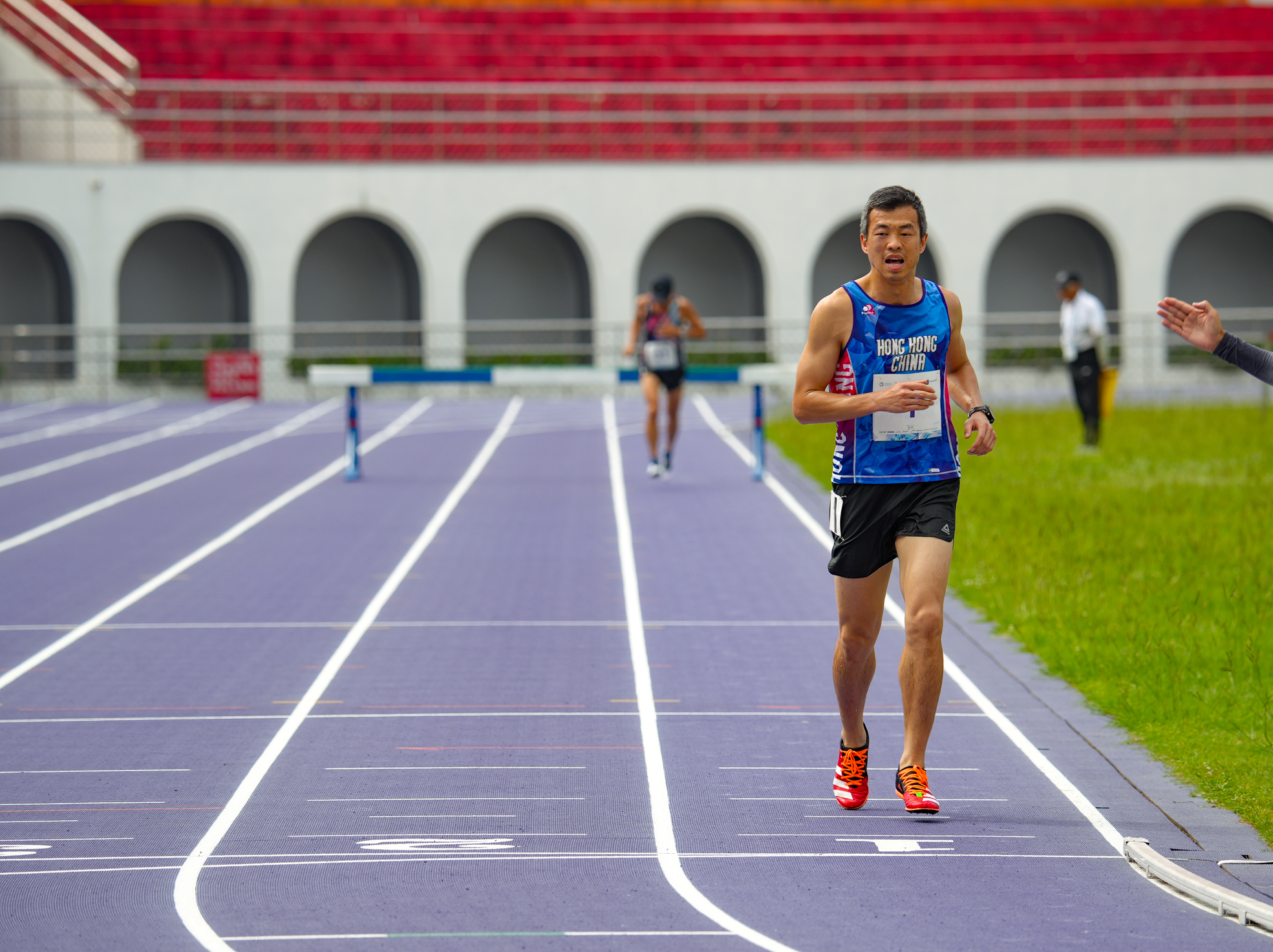 【世壯運】救護員變身跑者！香港選手陳偉強勇奪3000障礙 40+ 亞軍