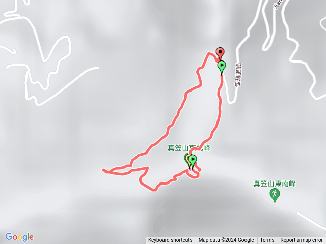真笠山東北峰
