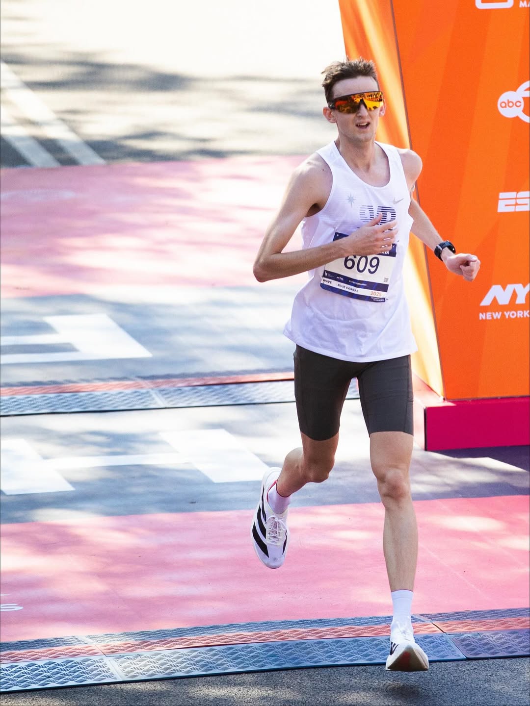 【人物】非職業跑者也能成為頂尖！《跑者世界》編輯 Kahler 紐約馬2:24:12 獲總排第40名