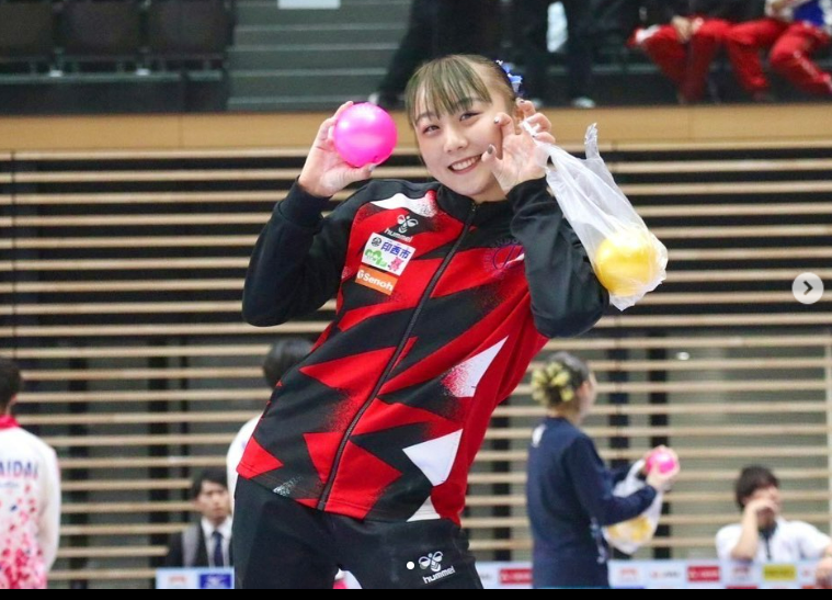 【話題】少了王牌隊長依舊闖決賽的日本體操女團 大擺搞笑姿勢背後原因好熱血