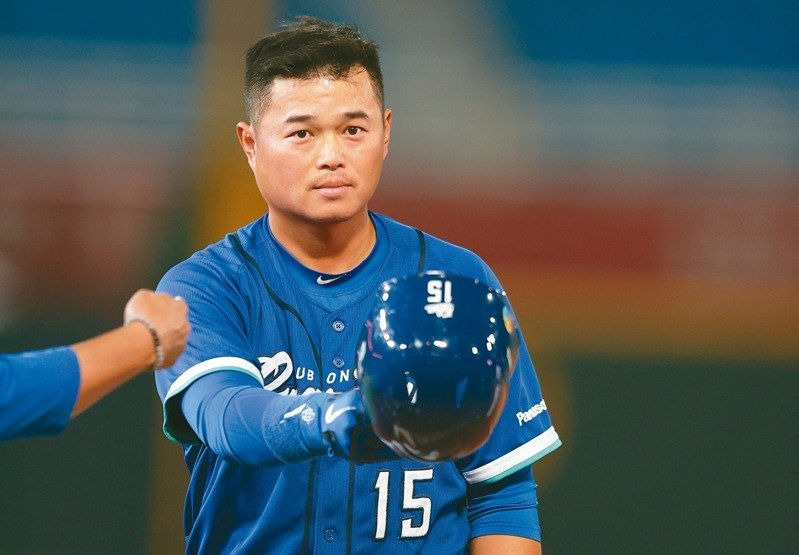 經紀公司聲明,胡金龍已向洪一中致歉。 資料照(中央社) 經紀公司聲明,胡金龍已向洪一中致歉。 資料照(中央社)