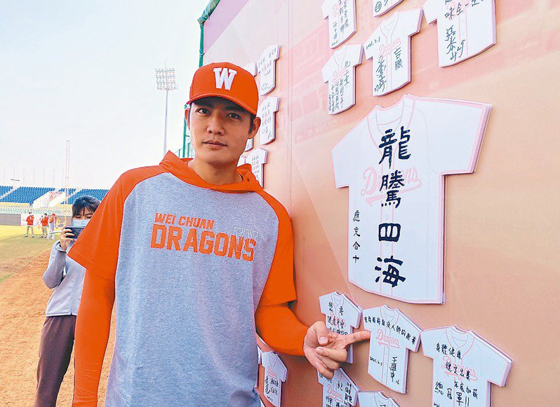 王維中有望扛起味全龍隊球季首戰、主場開幕戰兩場重要戰役的先發任務。記者陳宛晶/攝影 王維中有望扛起味全龍隊球季首戰、主場開幕戰兩場重要戰役的先發任務。記者陳宛晶/攝影