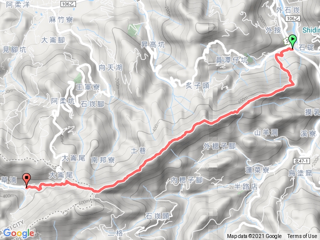筆架連峰 石碇登山口_草湳大榕樹