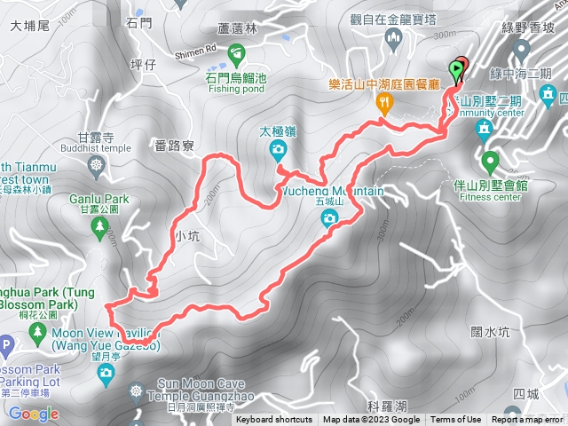 豐收禮物的天上山