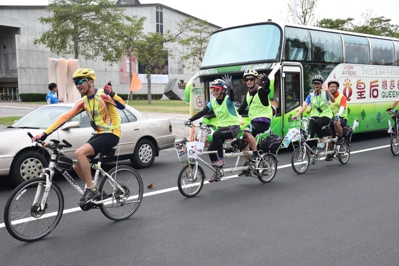 【新聞】視障者與明眼人騎協力車環島 響應世界視覺日