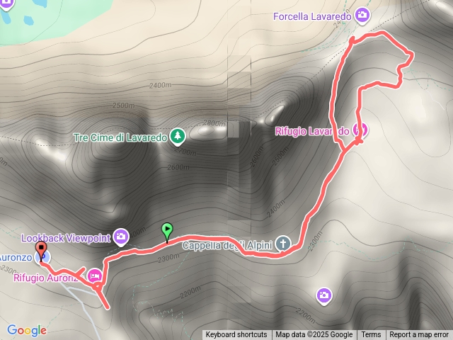 拉瓦雷多三尖峰健行
