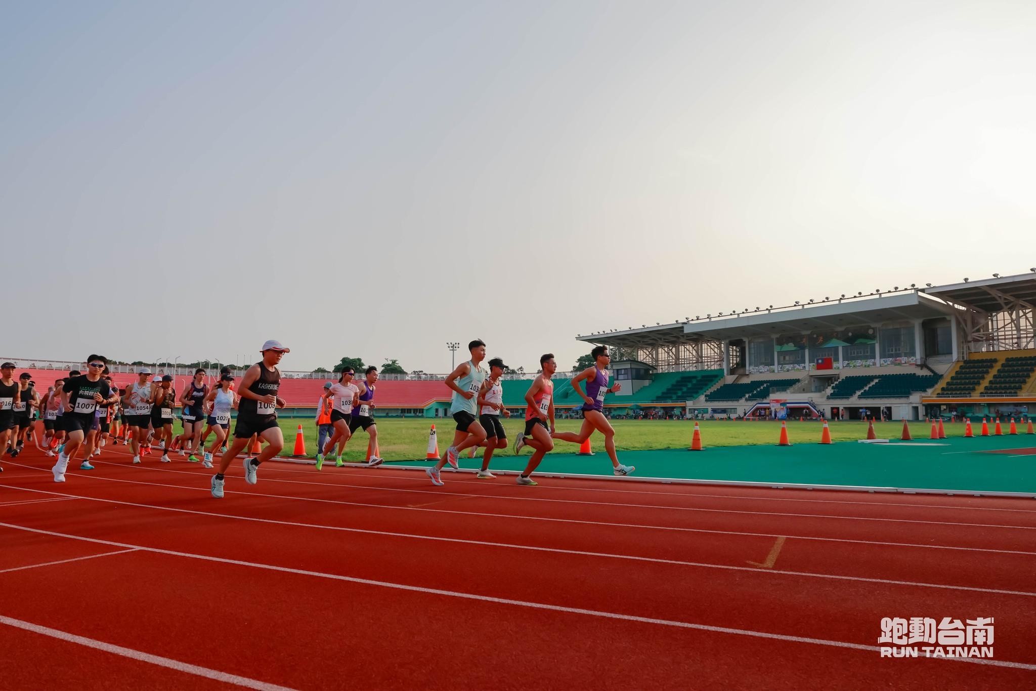「運動i臺灣」台南5K挑戰賽掀起測驗型比賽熱潮——以創新規劃推動城市跑步文化