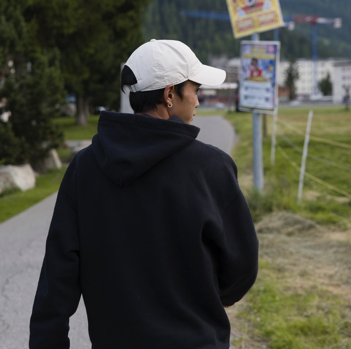 話題】大迫傑穿特步跑鞋引發網友熱議本尊親自回應：「跑步就是一項生意