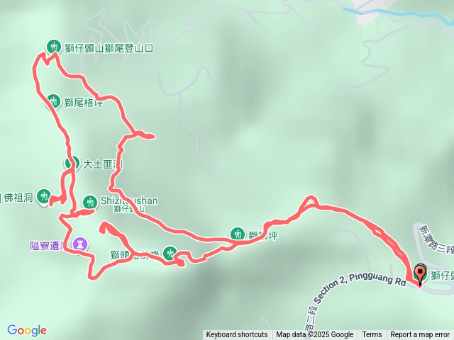獅仔頭山環繞一圈，路途很濕滑請小心。