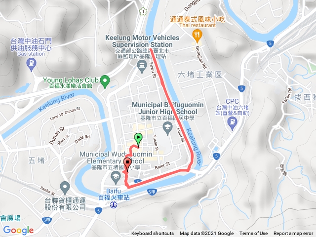 百福雨中漫步