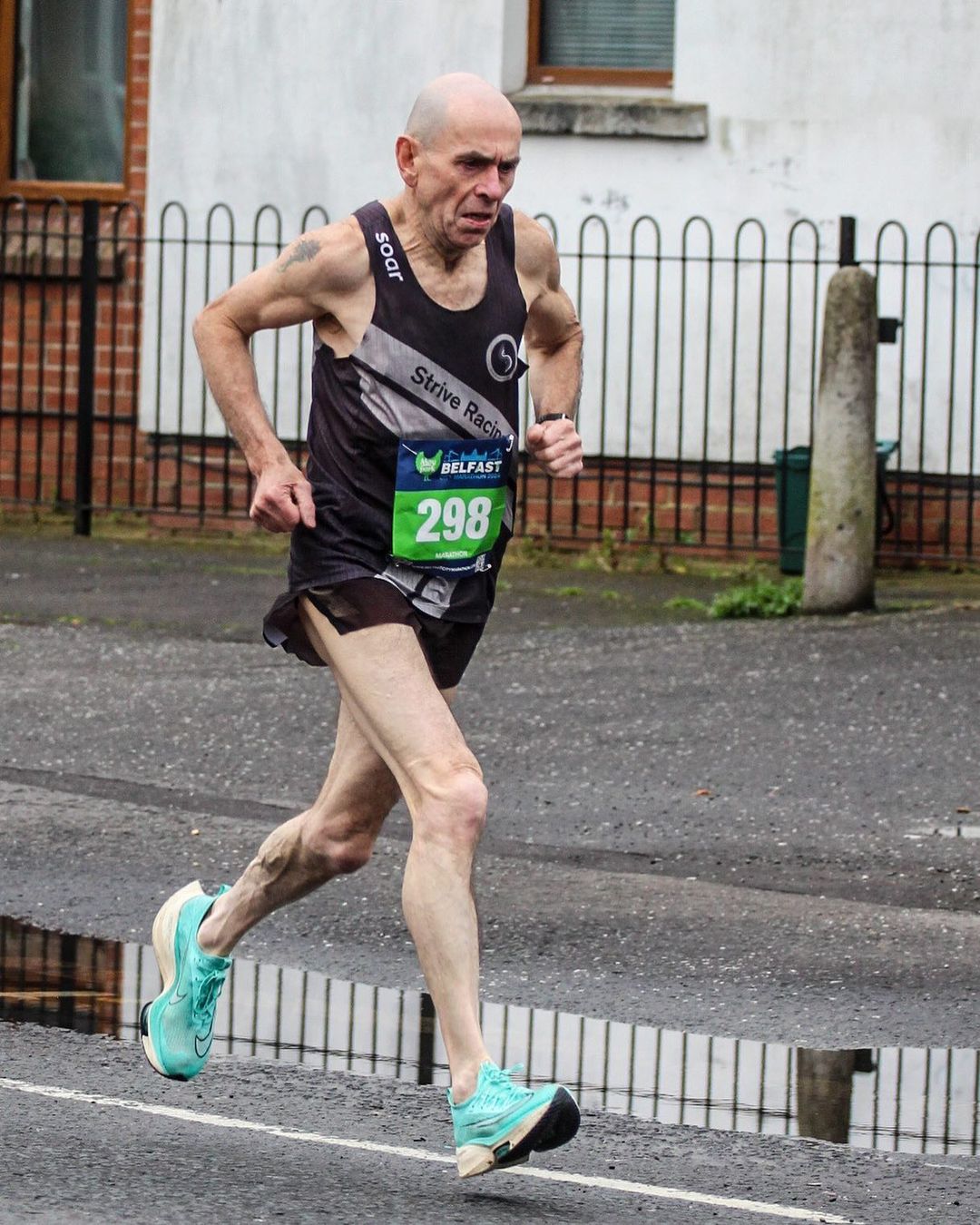 【話題】「年齡只是數字!」64 歲 Tommy Hughes 馬拉松跑出 2:36:37