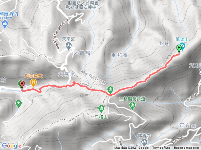 二格山，筆架南北連峰。