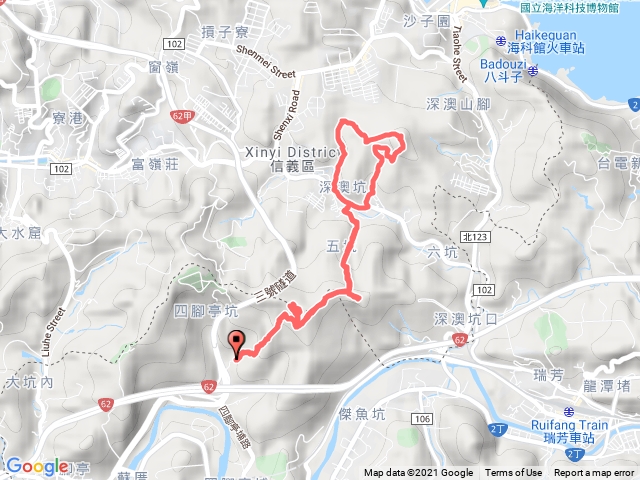 賞四月雪油桐花在四腳亭總督嶺P型健行走(基隆天際線東段)