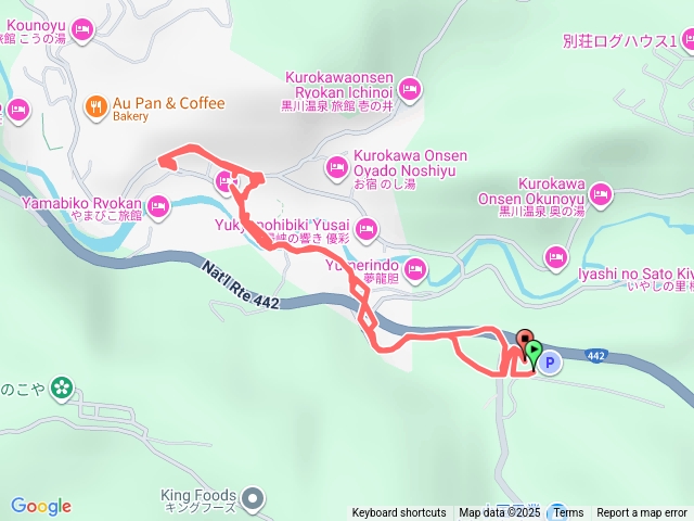 日本黑川溫泉老街步道