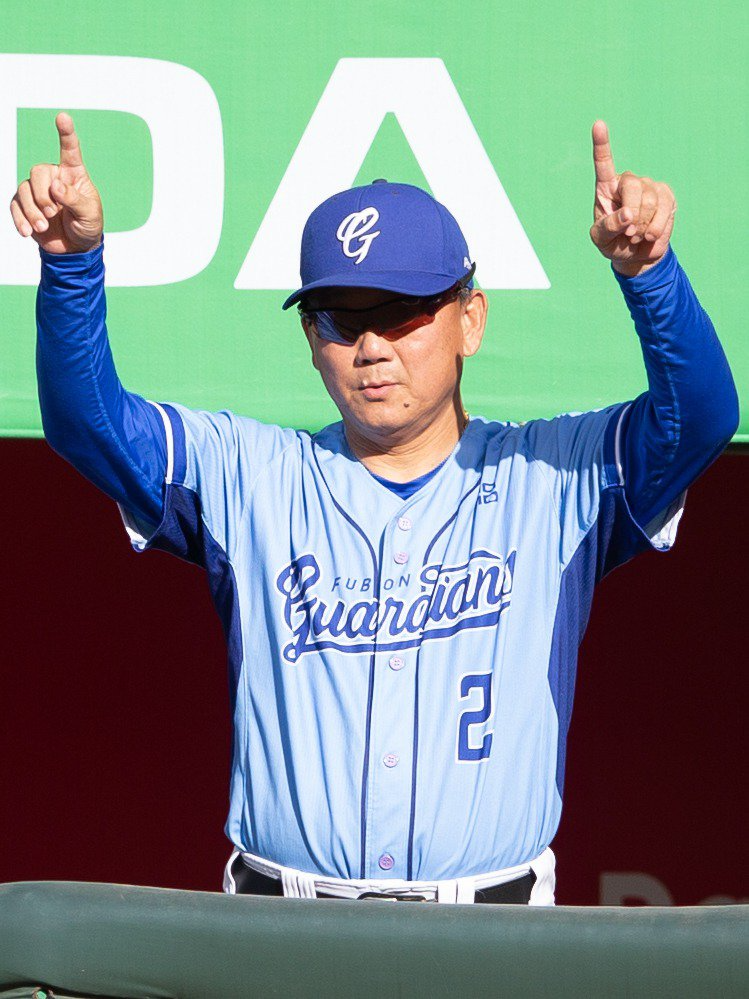 富邦悍將隊總教練洪一中。 聯合報系資料照片/記者季相儒攝影 富邦悍將隊總教練洪一中。 聯合報系資料照片/記者季相儒攝影