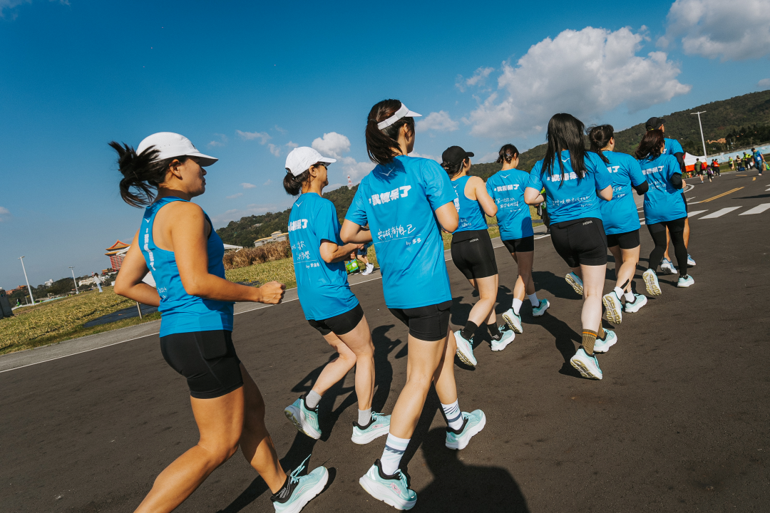 【活動】「我棒呆了」神秘登場！HOKA BONDI 9 在馬拉松賽道的成功首秀 點燃跑者好奇心
