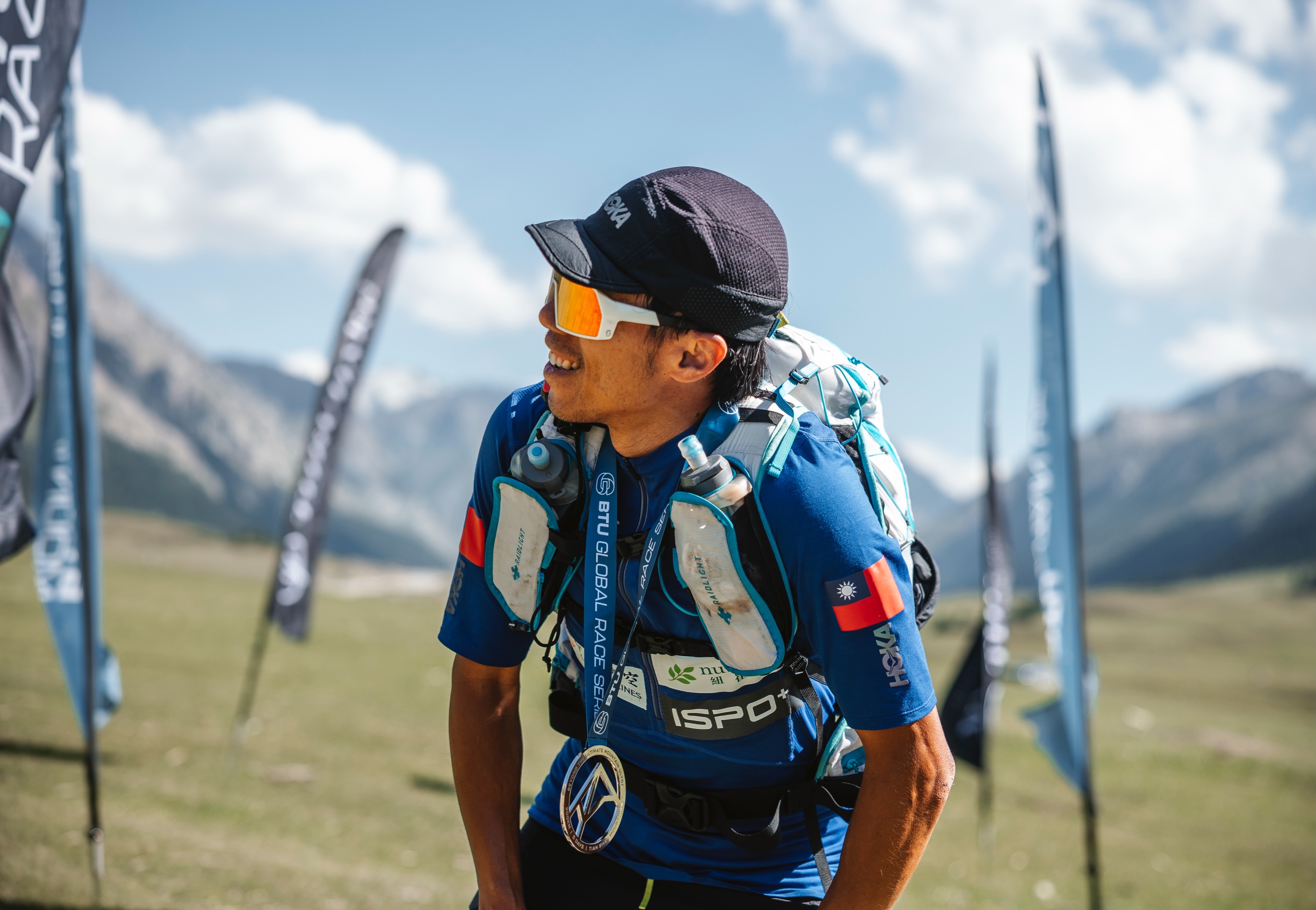 ecf93aa436e10fb4d8d5bfb8eff3370b2a79ea27c279e471f4d180b08d62b00a.jpg
