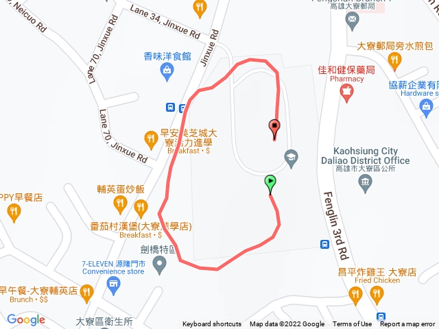 永芳國小校園繞圈