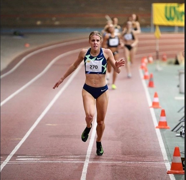 【國際田徑】Keely Hodgkinson 打破U20室內 800m 紀錄，成為歷史第一人！