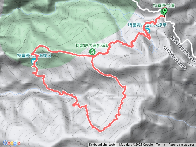 特富野古道走拉拉喀斯巨木群